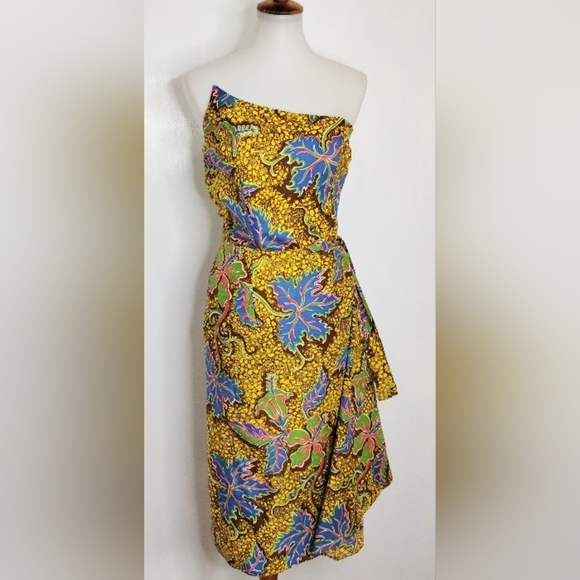 RARE VINTAGE HAWAIIAN FAUX WRAP DRESS - Picture 4 of 16